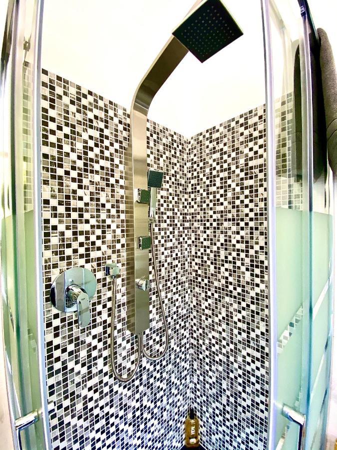 Appartement Domus Delphi à Rome Extérieur photo